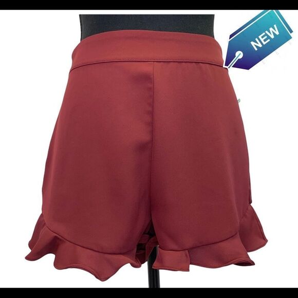 TWIK NWT Maroon Burgundy Frill Ruffle Hem Shorts Size Small - Picture 1 of 11